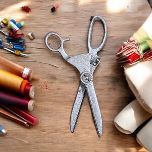 Vintage 11" Heavy Duty Pinking Shears Made In Italy